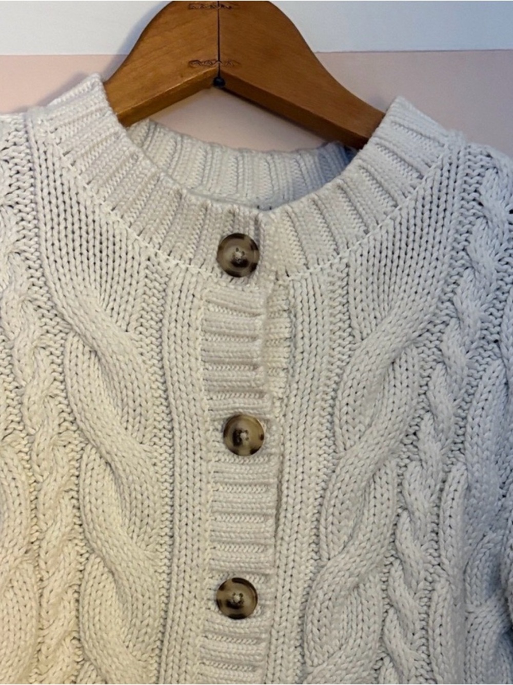 Abercrombie & Fitch Cable Knit Cardigan - Small - Picture 2 of 4